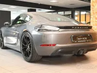 Usata Porsche 718 Cayman 300 CV (220 kW) 2021 Gray Coupé