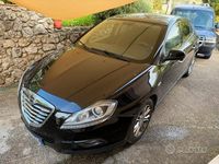 Usata Lancia Delta 120 CV (88 kW) 2012 Utilitaria