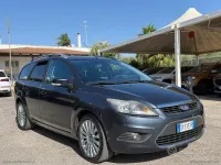 Usata Ford Focus 145 CV (106 kW) 2009 Grigio Station wagon