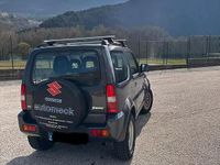 Usata Suzuki Jimny 95 CV (69 kW) 2009 Grigio SUV