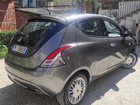 Usata Lancia Ypsilon 69 CV (50 kW) 2017 Grigio Utilitaria