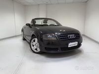 Usata Audi TT Roadster 150 CV (110 kW) 2003 Nero Cabrio