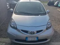 Usata Toyota Aygo 68 CV (50 kW) 2007 Grigio Utilitaria
