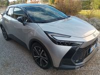 Usata Toyota C-HR Lounge 140 CV (102 kW) 2024 Grigio SUV