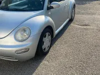 Begagnad VW New Beetle 2001 Grå Halvkombi