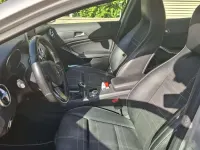 Usata Mercedes GLA200 136 CV (100 kW) 2016 Argento SUV