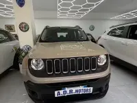 Usata Jeep Renegade Limited 120 CV (88 kW) 2015 Beige SUV