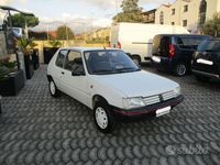 Usata Peugeot 205 44 CV (32 kW) 1991 Bianco Utilitaria