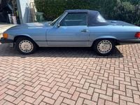 Usata Mercedes 560 242 CV (177 kW) 1987 Blu/azzurro Cabrio