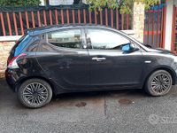 Usata Lancia Ypsilon 69 CV (50 kW) 2013 Nero Utilitaria