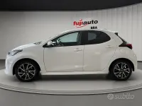 Usata Toyota Yaris Trend 116 CV (85 kW) 2022 Super white Utilitaria
