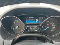 Usata Ford Focus 120 CV (88 kW) 2015 Grigio Berlina