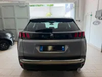 Usata Peugeot 3008 Allure 131 CV (96 kW) 2023 Grigio SUV