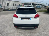 Usata Peugeot 2008 Allure 92 CV (67 kW) 2014 Bianco SUV