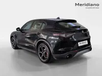Käytetty Alfa Romeo Stelvio Veloce 210 HP (154 kW) 2023 Katumaasturi