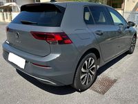 Usata VW Golf VIII Active 116 CV (85 kW) 2021 Grigio Berlina