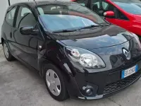 Usata Renault Twingo Dynamique 75 CV (55 kW) 2011 Nero Utilitaria