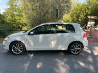 Usata VW Golf 105 CV (77 kW) 2011 Bianco Coupé