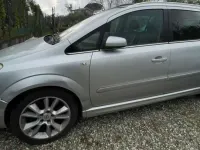Usata Opel Zafira Cosmo 150 CV (110 kW) 2008 Monovolume