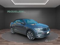 Usata VW T-Roc R-line 150 CV (110 kW) 2021 Grigio SUV