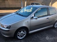 Usata Fiat Punto 131 CV (96 kW) 2000 Grigio Berlina