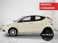 Usata Lancia Ypsilon Gold 69 CV (50 kW) 2018 Beige Utilitaria
