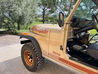 Usata Jeep CJ 105 CV (77 kW) 1981 Beige SUV