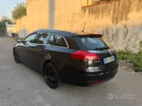 Usata Opel Insignia Cosmo 160 CV (117 kW) 2012 Nero Station wagon
