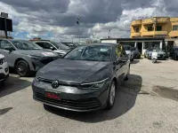 Usata VW Golf VIII Life 116 CV (85 kW) 2022 Grigio Berlina