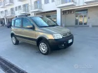 Usata Fiat Panda Climbing 60 CV (44 kW) 2010 Marrone Utilitaria