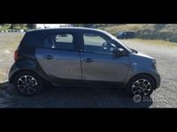 Usata Smart ForFour Passion 71 CV (52 kW) 2016 Grigio Utilitaria