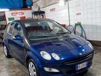 Usata Smart ForFour Pulse 95 CV (69 kW) 2005 Blu Utilitaria