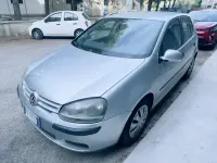 Usata VW Golf IV Trendline 105 CV (77 kW) 2004 Argento Berlina