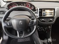 Usata Peugeot 208 Active 82 CV (60 kW) 2013 Marrone Utilitaria