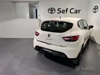 Usado Renault Clio IV 75 CV (55 kW) 2016 Beige Berlina