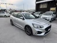 Usata Ford Focus ST-Line 150 CV (110 kW) 2019 Grigio Station wagon