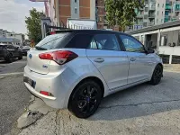 Usata Hyundai i20 Style 75 CV (55 kW) 2015 Grigio Berlina