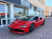 Nuova Ferrari SF90 780 CV (573 kW) 2025 Rosso corsa Cabrio