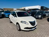Gebraucht Lancia Ypsilon S 69 PS (50 kW) 2013 Weiß Kleinwagen