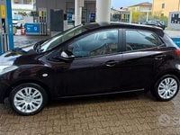 Usata Mazda 2 75 CV (55 kW) 2009 Nero Utilitaria