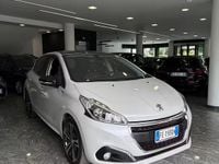 Usata Peugeot 208 GT-line 100 CV (73 kW) 2016 Bianco Utilitaria