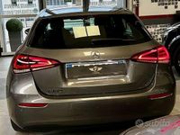 Usata Mercedes A180 Business 116 CV (85 kW) 2018 Grigio Berlina