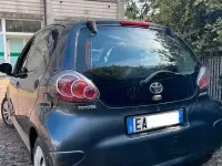 Usata Toyota Aygo 68 CV (50 kW) 2010 Grigio Utilitaria