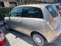 Usado Lancia Ypsilon 60 HP (44 kW) 2010 Citadino