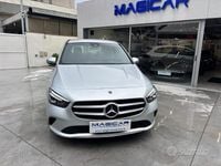 Usata Mercedes B200 150 CV (110 kW) 2022 Grigio Monovolume