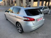 Usata Peugeot 308 GT-line 120 CV (88 kW) 2017 Grigio Berlina
