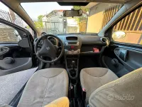 Usata Peugeot 107 68 CV (50 kW) 2007 Nero Utilitaria