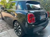 Usata Mini Cooper D Hype 116 CV (85 kW) 2018 Nero Utilitaria