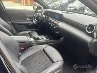 Usata Mercedes A180 Sport Edition 116 CV (85 kW) 2019 Nero Berlina