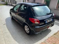 Usata Peugeot 206 75 CV (55 kW) 2008 Nero Berlina